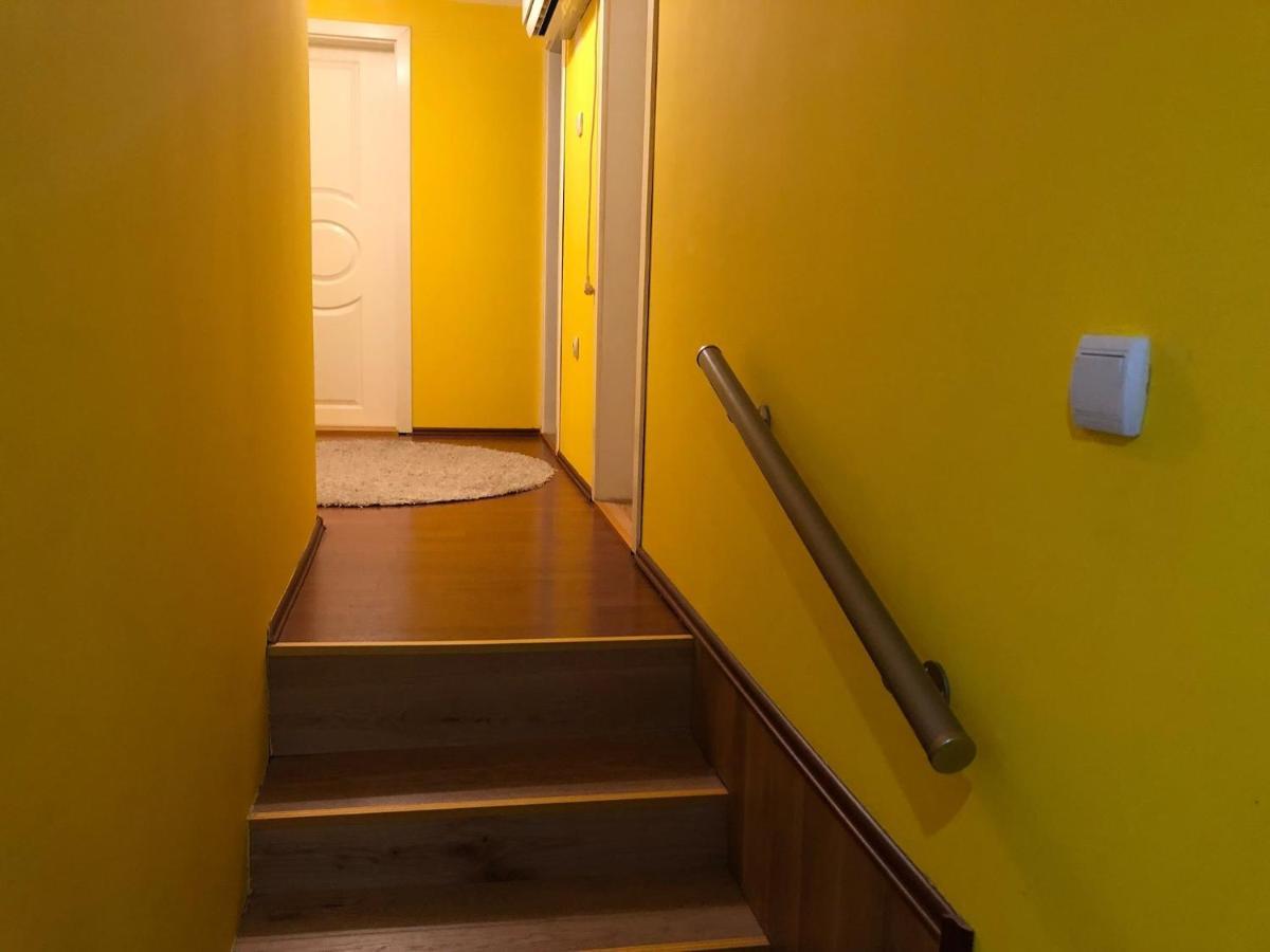 Apartamento Lux Hus Novi Sad Veternik Exterior foto